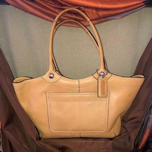 Beautiful Coach Bag!!